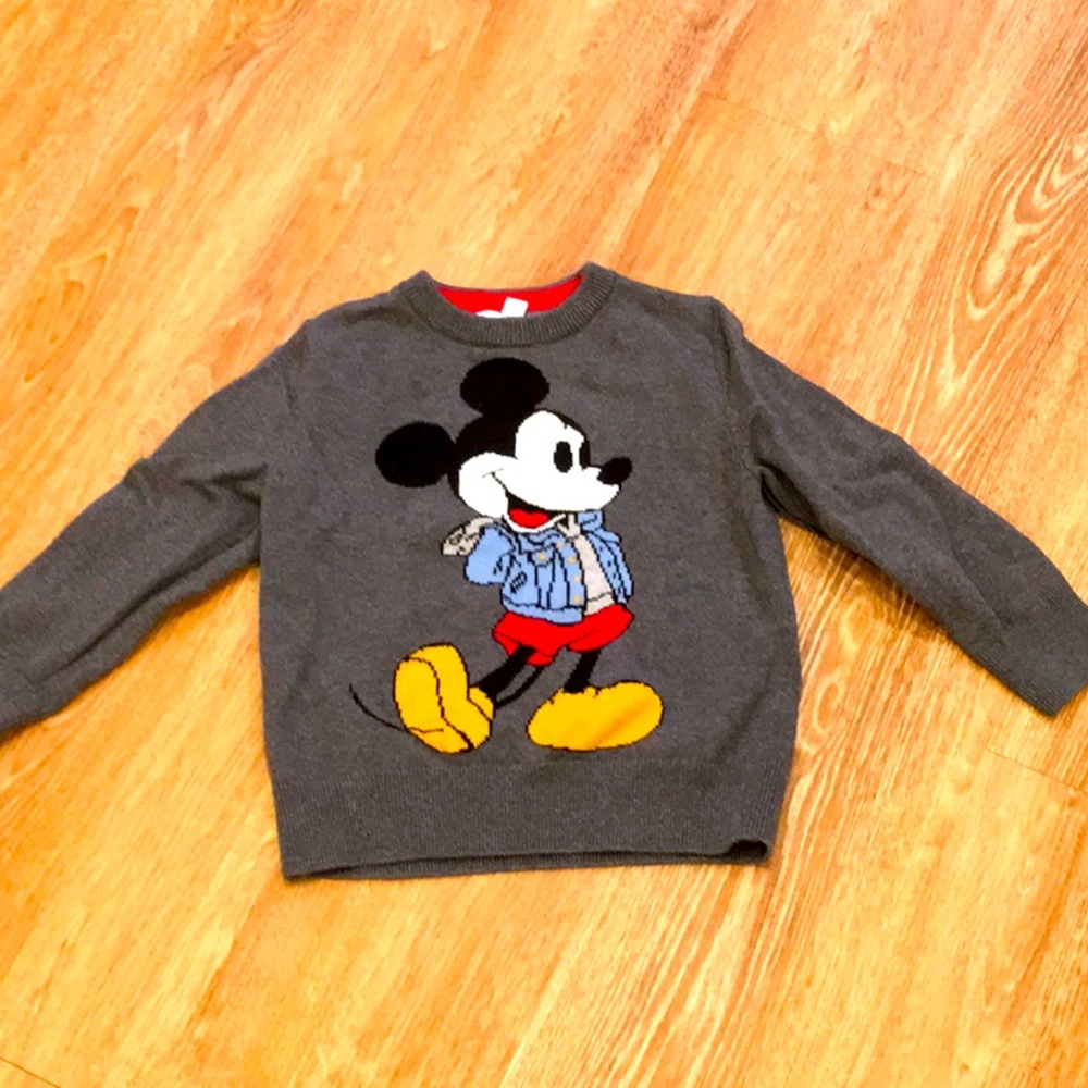 Gap, Disney Sweater, SIze 4T